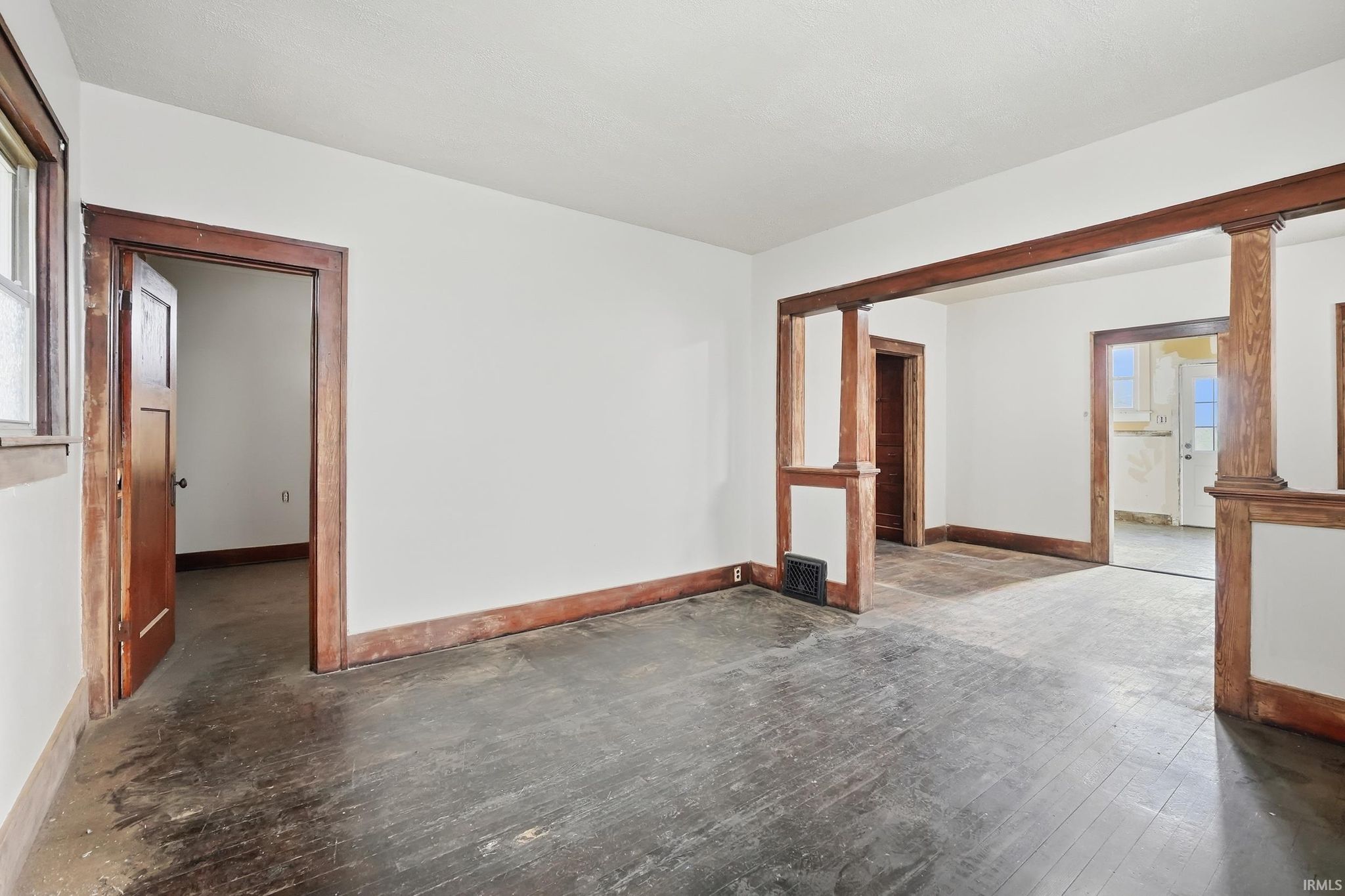 Image of 3117 Monroe Street